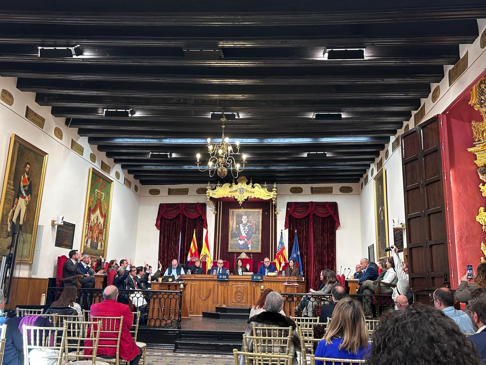 Elche regulará la transformación de locales comerciales en viviendas modificando el PGOU Elche regulará la transformación de locales comerciales en viviendas modificando el PGOU