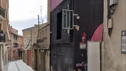 Detenido un menor por apuñalar a una pareja en un bar del Tubo de Huesca Detenido un menor por apuñalar a una pareja en un bar del Tubo de Huesca