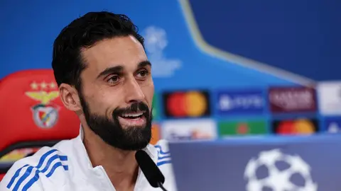 Arbeloa: "Venimos con una humildad tremenda" Arbeloa: "Venimos con una humildad tremenda"