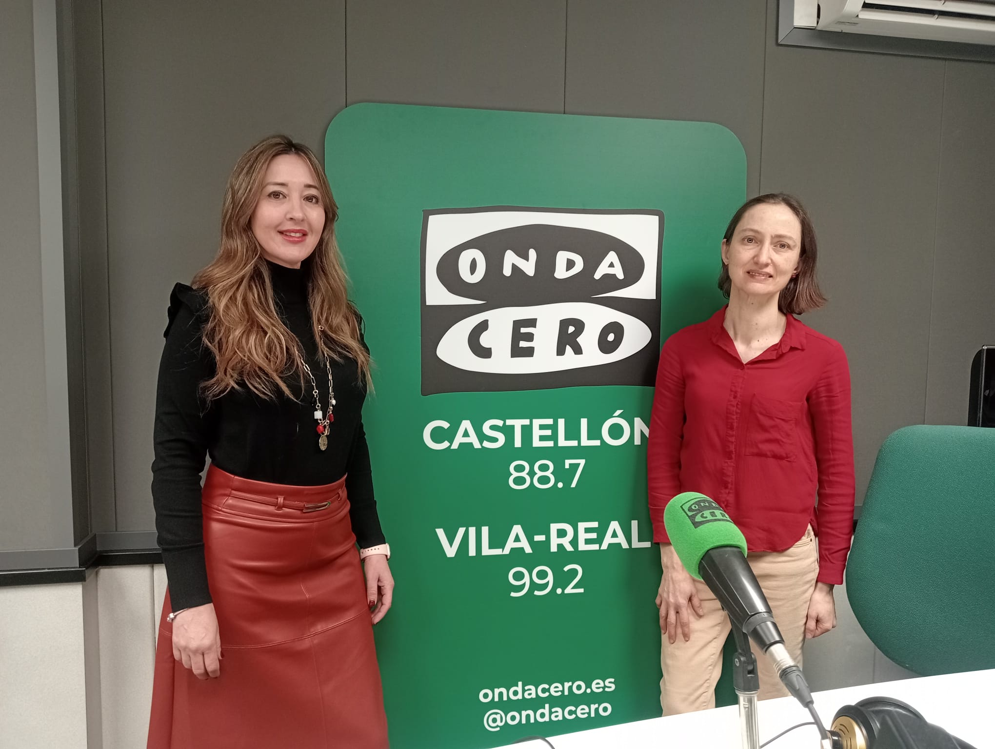 Logopedia y música: El camino hacia la armonía Logopedia y música: El camino hacia la armonía