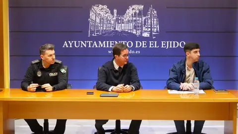 El Ejido activa el plan municipal de emergencias ante vientos previstos de 120 kilómetros por hora El Ejido activa el plan municipal de emergencias ante vientos previstos de 120 kilómetros por hora
