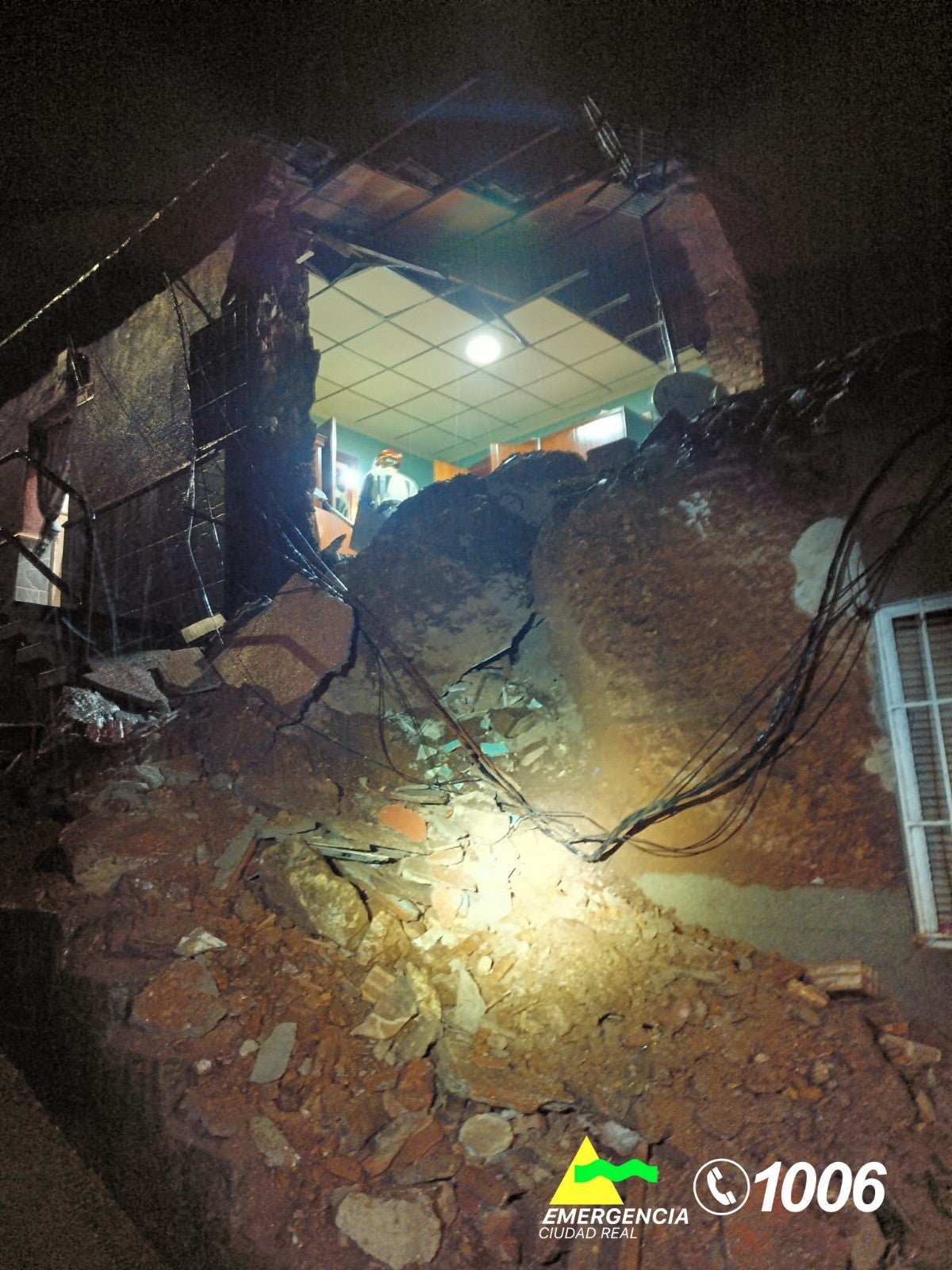 "Kristin" provoca incidencias en la provincia y el derrumbe de una vivienda en Puertollano "Kristin" provoca incidencias en la provincia y el derrumbe de una vivienda en Puertollano