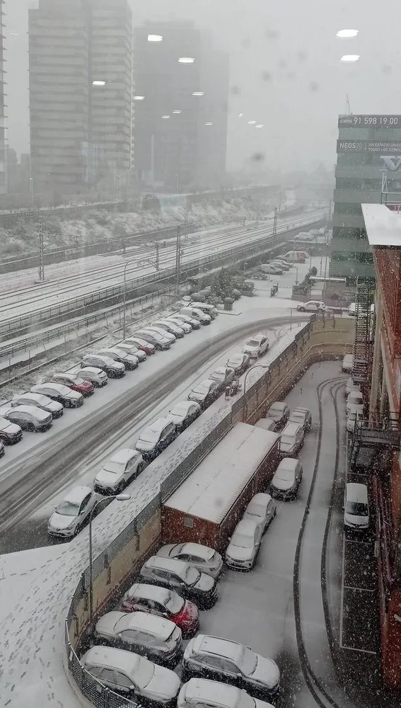 Manoteras, en Madrid, cubierta de nieve. Manoteras, en Madrid, cubierta de nieve.