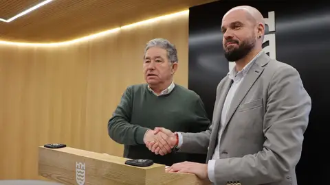 O goberno do BNG en Pontevedra alcanza un acordo co PSdeG para sacar adiante o Orzamento de 2026 Nacionalistas e socialistas darán luz verde ao penúltimo orzamento do actual mandato, que ascende a 103,7 millóns de euros.