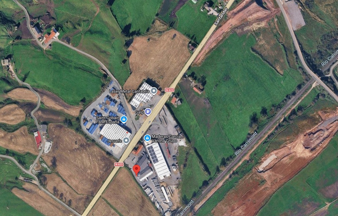 Muere un joven de 20 años tras caer 15 metros en un accidente laboral en Renedo Muere un joven de 20 años tras caer 15 metros en un accidente laboral en Renedo