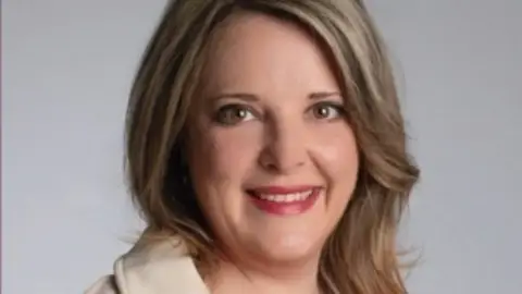 Ana González Herdaro Ana González Herdaro