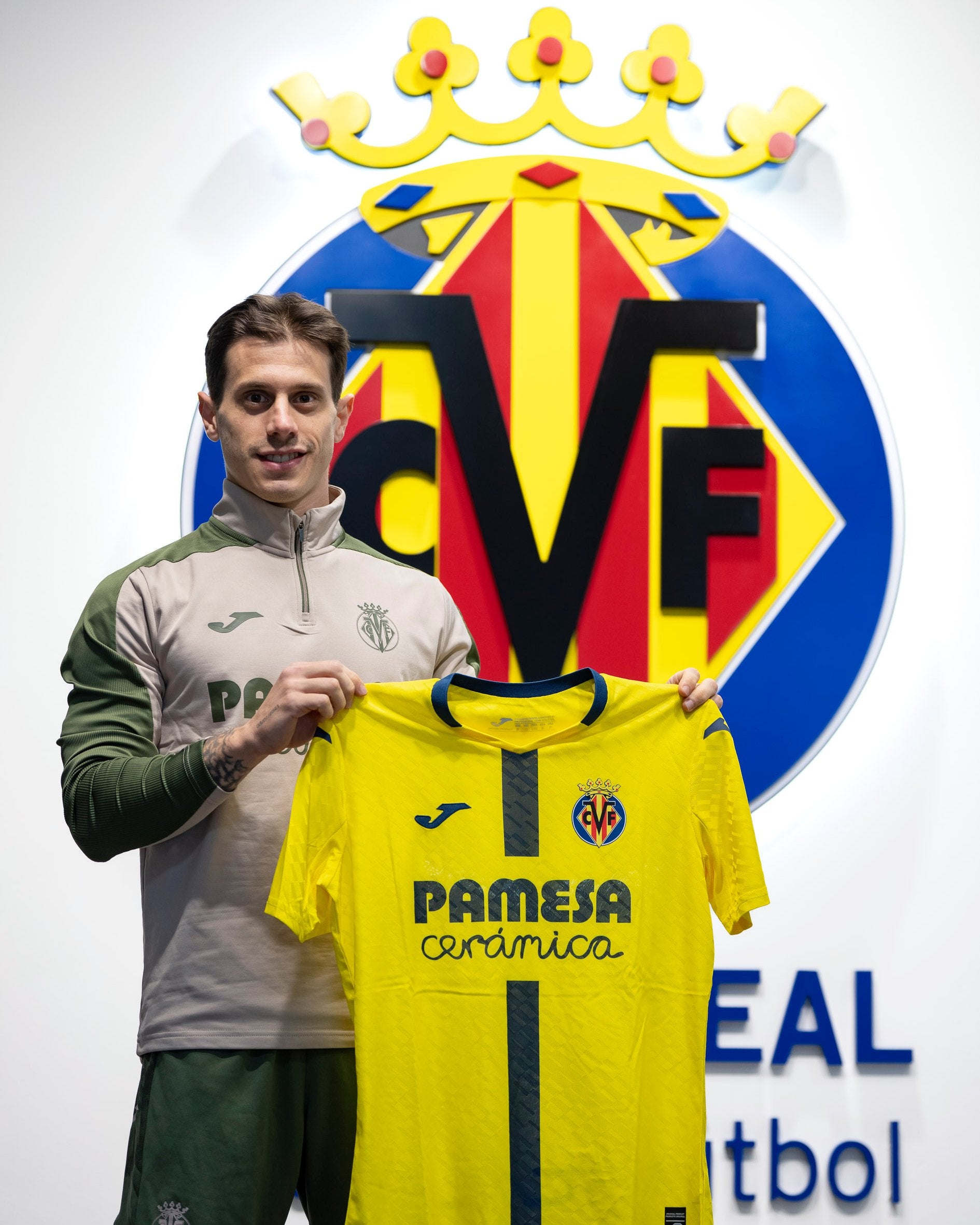 El Villarreal confirma el fichaje de Alfon El Villarreal confirma el fichaje de Alfon