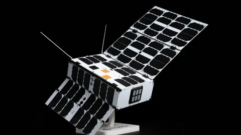 Nanosatélita de FOSSA Systems Nanosatélita de FOSSA Systems