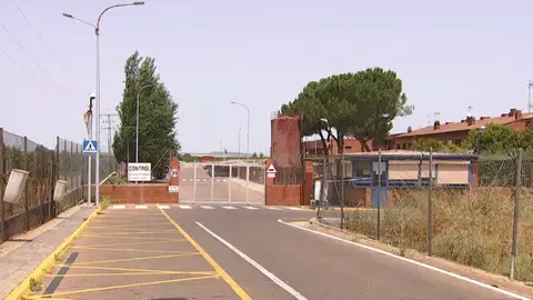 Detenido un preso de la cárcel de Badajoz fugado hace 8 meses durante un paseo programado por el entorno del río Guadiana Detenido un preso de la cárcel de Badajoz fugado hace 8 meses durante un paseo programado por el entorno del río Guadiana