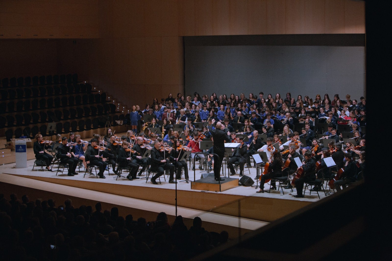 Castellón vibra en una noche histórica de música con Agora Lledó International School Castellón vibra en una noche histórica de música con Agora Lledó International School