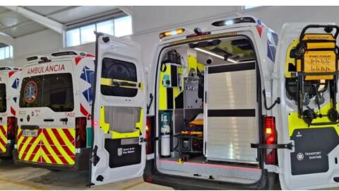 Imagen de las nuevas ambulancias