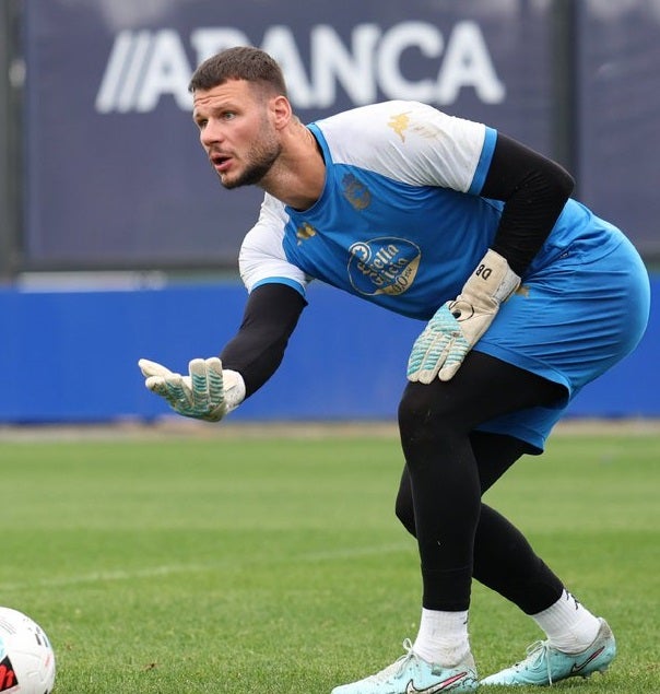 Bachman ya no pertenece a un Deportivo que Inés Rey no ve "muy favorable a la celebración del Mundial" en A Coruña Bachman ya no pertenece a un Deportivo que Inés Rey no ve "muy favorable a la celebración del Mundial" en A Coruña