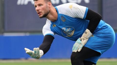 Daniel Bachmann, en un entrenamiento del Deportivo