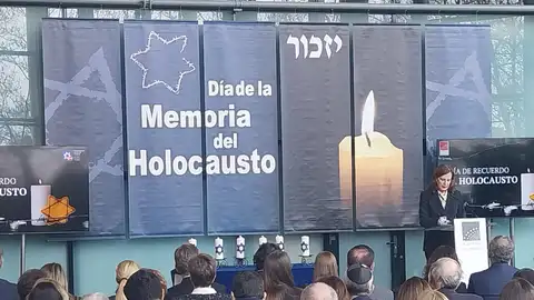 La Asamblea de Madrid rinde homenaje a las víctimas del Holocausto La Asamblea de Madrid rinde homenaje a las víctimas del Holocausto