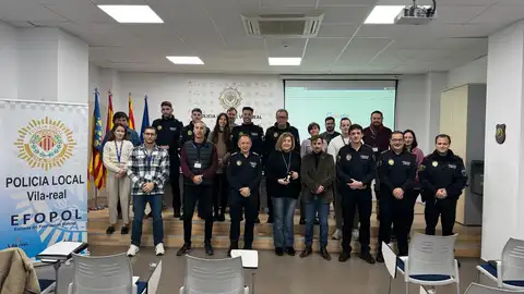 Vila-real y la UJI refuerzan la mediación policial con la séptima edición del Curso de Experto Vila-real y la UJI refuerzan la mediación policial con la séptima edición del Curso de Experto