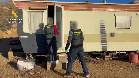 La detención se produjo en una caravana La detención se produjo en una caravana