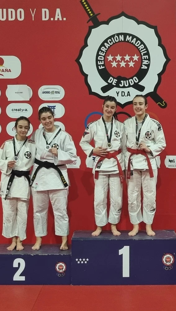 14 medallas del equipo Marbel, en la VII SuperCopa de España 14 medallas del equipo Marbel, en la VII SuperCopa de España