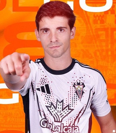 El Deportivo ficha a Riki, traspasado desde el Albacete, y cede a Rubén López al Pontevedra El Deportivo ficha a Riki, traspasado desde el Albacete, y cede a Rubén López al Pontevedra