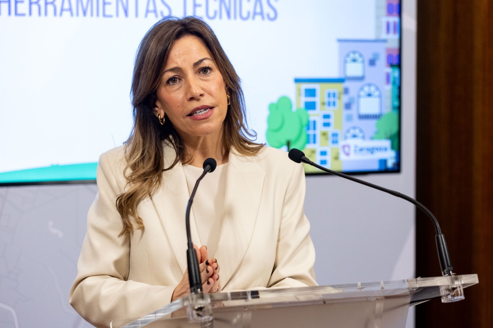 Chueca modificará el PGOU para impulsar la construcción de vivienda de alquiler y en barrios rurales Chueca modificará el PGOU para impulsar la construcción de vivienda de alquiler y en barrios rurales