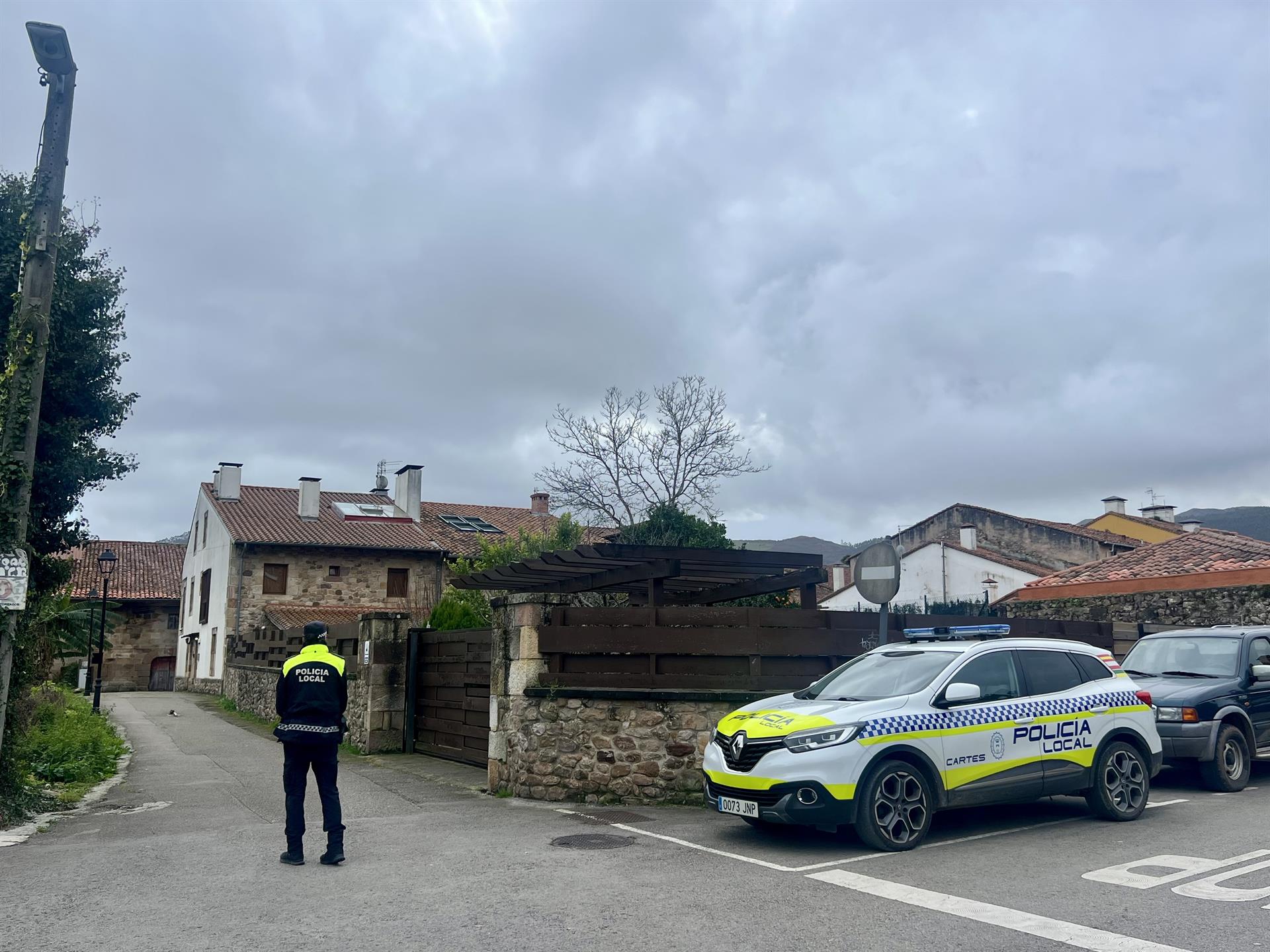 Así es la resolución de la alcaldesa de Cartes ordena la "paralización inmediata" de la actividad en el centro de menores Así es la resolución de la alcaldesa de Cartes ordena la "paralización inmediata" de la actividad en el centro de menores