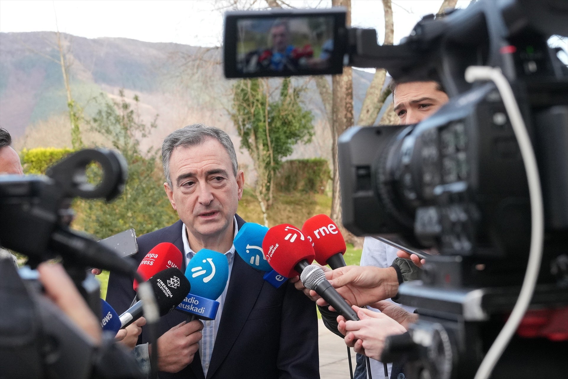 Así queda el acuerdo entre el PNV y el Gobierno sobre desahucios: qué propietarios sí podrán echar a sus inquilinos Así queda el acuerdo entre el PNV y el Gobierno sobre desahucios: qué propietarios sí podrán echar a sus inquilinos