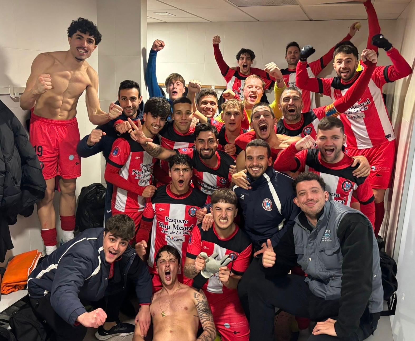 El Atlético Jonense se lleva tres nuevos puntos frente al Teulada-Moraira El Atlético Jonense se lleva tres nuevos puntos frente al Teulada-Moraira