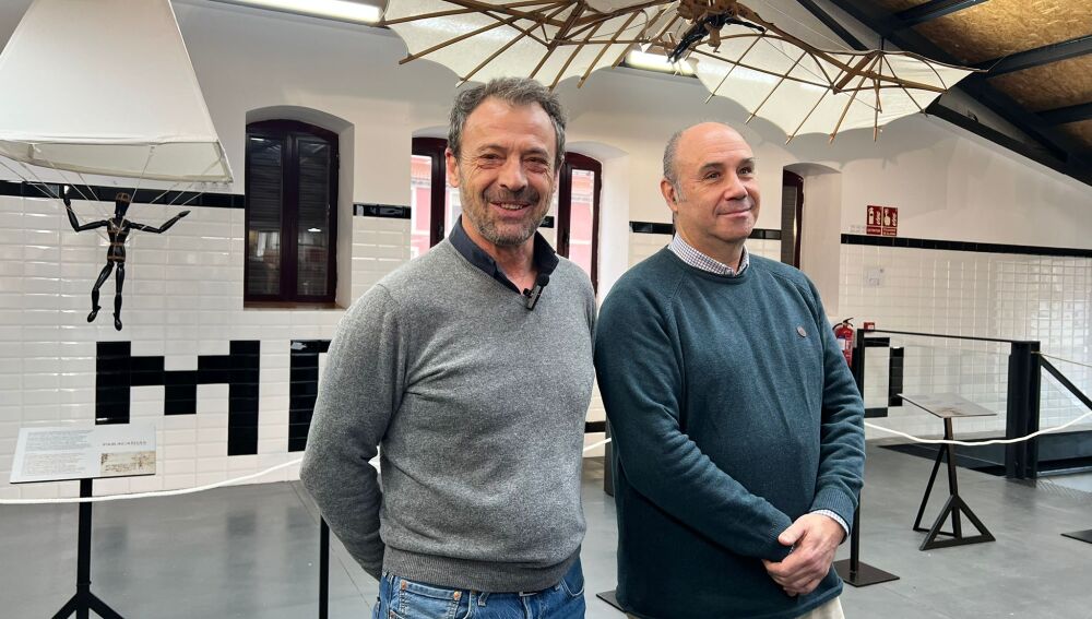 Javier Toquero y Francisco Molina en la exposición 'Leonardo da Vinci: El Inventor"