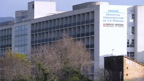 El Hospital de la Ribera trata a más de 500 pacientes con terapias oncológicas innovadoras en 2025 El Hospital de la Ribera trata a más de 500 pacientes con terapias oncológicas innovadoras en 2025
