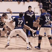Mare Nostrum Torrevieja rompe su racha negativa y vence 35-27 al colista Elche en Primera Nacional de balonmano Mare Nostrum Torrevieja rompe su racha negativa y vence 35-27 al colista Elche en Primera Nacional de balonmano