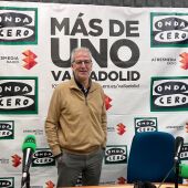 Carlos Colmenero que se despide de las aulas tras 44 años en La Enseñanza