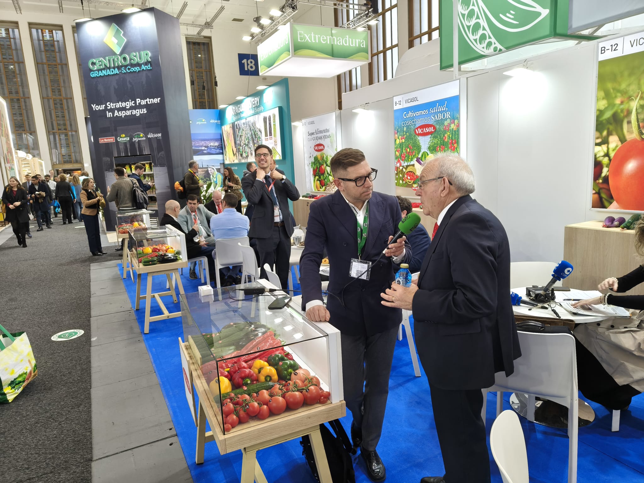 Vícar exporta talento y calidad alimentaria en su participación en Berlín Vícar exporta talento y calidad alimentaria en su participación en Berlín