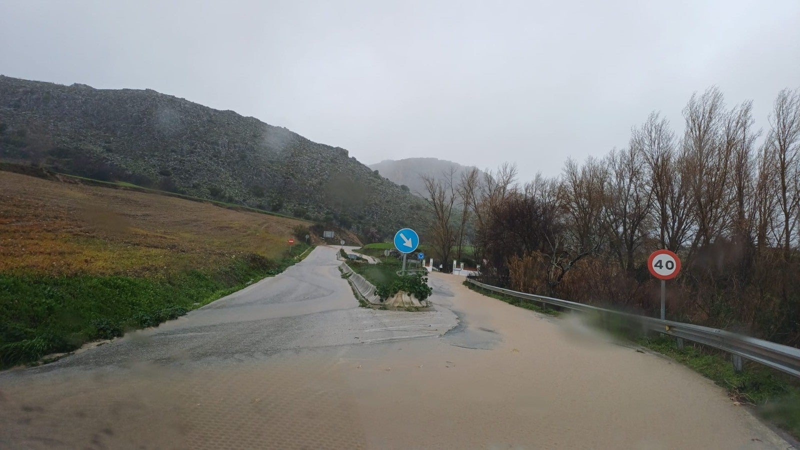 La provincia de Málaga soporta el paso de la borrasca Leonardo con especial atención a la crecida de los ríos La provincia de Málaga soporta el paso de la borrasca Leonardo con especial atención a la crecida de los ríos