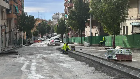 Obras en la calle Clara Campoamor de Elche. Obras en la calle Clara Campoamor de Elche.