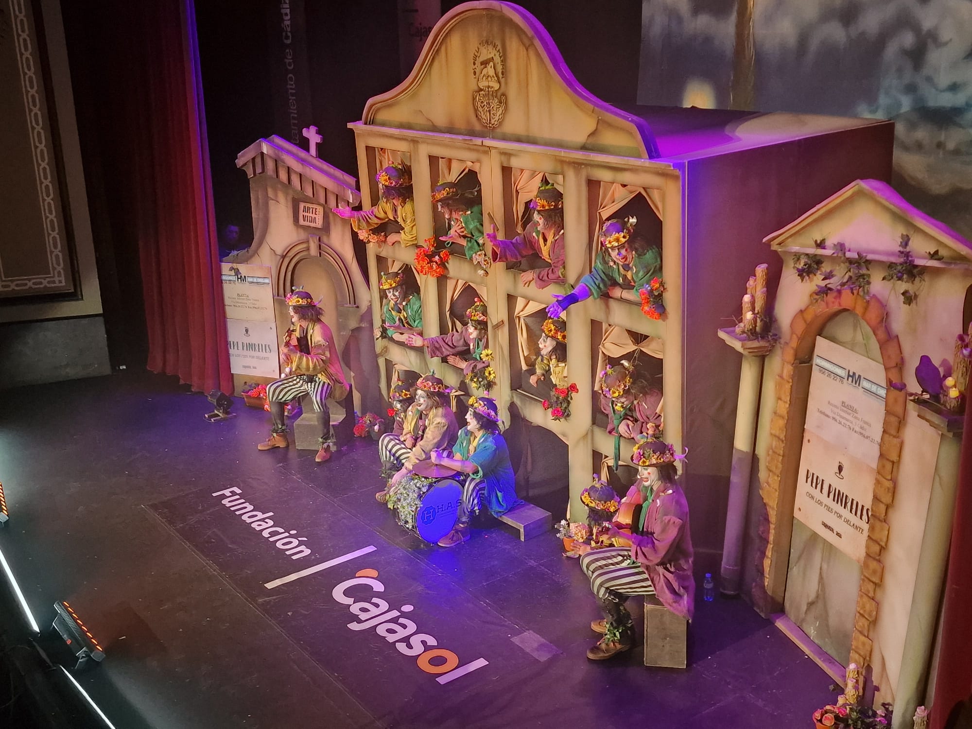 chirigota 'Los butaneros (chirigota de CAI/CDC)' chirigota 'Los butaneros (chirigota de CAI/CDC)'