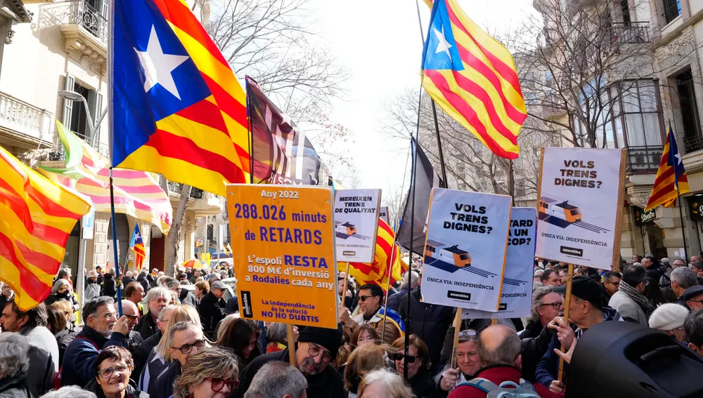 Manifestantes en Barcelona por la situación de Rodalies Manifestantes en Barcelona por la situación de Rodalies