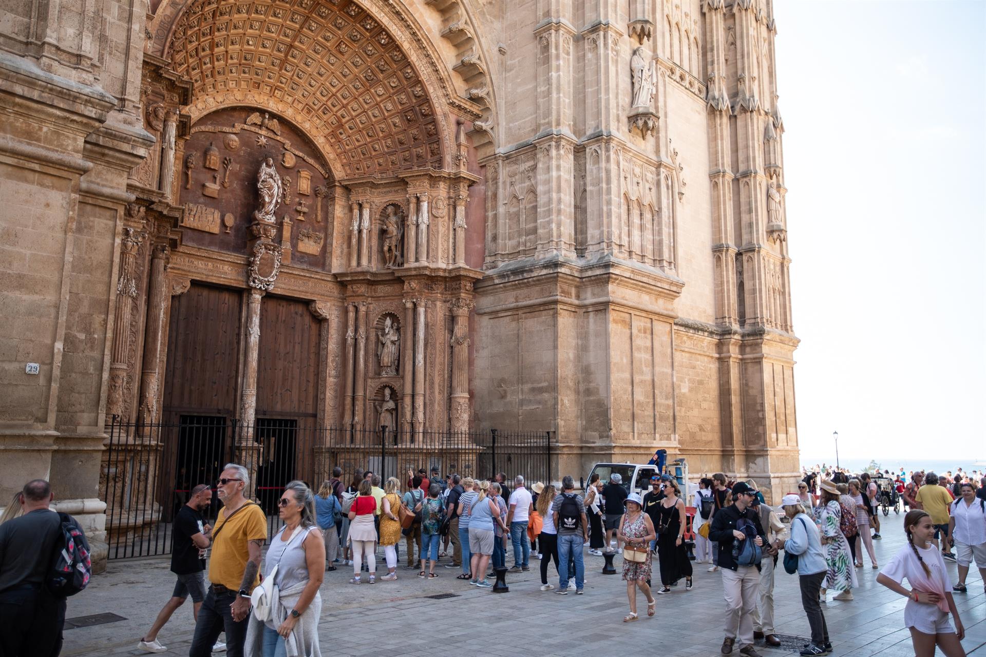 Baleares rozó los 334.000 turistas extranjeros en noviembre Baleares rozó los 334.000 turistas extranjeros en noviembre