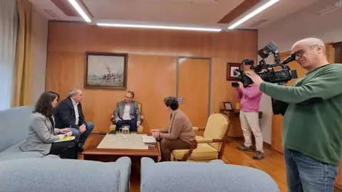 Cooperativas Agro-Alimentarias aborda con el delegado del Gobierno el acuerdo de Mercosur o la reforma de la PAC Cooperativas Agro-Alimentarias aborda con el delegado del Gobierno el acuerdo de Mercosur o la reforma de la PAC