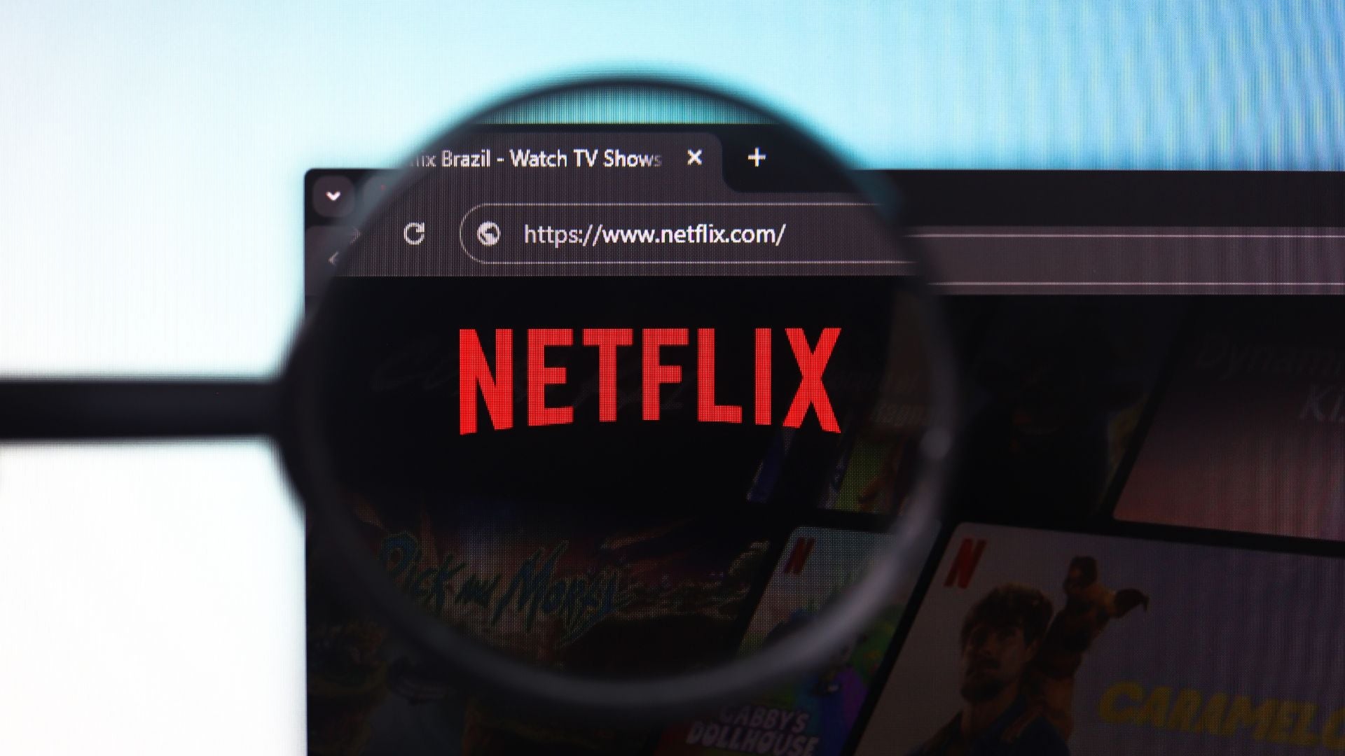 La Guardia Civil alerta de una nueva estafa: se hacen pasar por Netflix para robarte los datos La Guardia Civil alerta de una nueva estafa: se hacen pasar por Netflix para robarte los datos