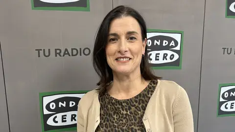 Gema Igual en el estudio de Onda Cero Cantabria Gema Igual en el estudio de Onda Cero Cantabria