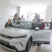 Caetano presenta el nuevo modelo BYD ATTO 2 DM-i que irrumpe ya en el mercado desde 20.940 euros1 y afianza el claim “No es un coche, es un BYD” Caetano presenta el nuevo modelo BYD ATTO 2 DM-i que irrumpe ya en el mercado desde 20.940 euros1 y afianza el claim “No es un coche, es un BYD”