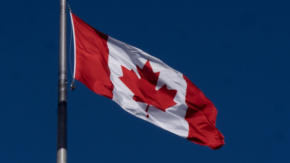 Diez muertos y más de 25 heridos después de un tiroteo en un colegio de Canadá