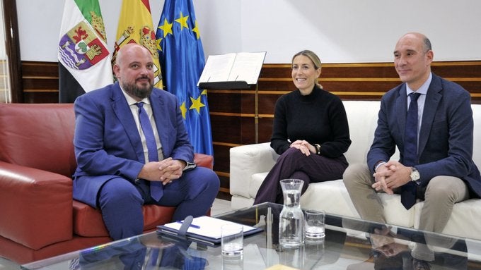 Guardiola candidata a la investidura sin acuerdo previo con Vox que marca el paso desde Madrid y plantea un acuerdo de máximos Guardiola candidata a la investidura sin acuerdo previo con Vox que marca el paso desde Madrid y plantea un acuerdo de máximos
