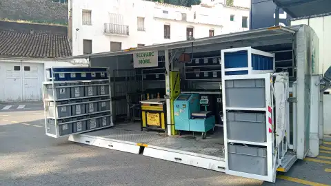 El ecomóvil de Reciplasa supera las 20 toneladas recogidas en 2025 y llegará a cuatro unidades en 2026 El ecomóvil de Reciplasa supera las 20 toneladas recogidas en 2025 y llegará a cuatro unidades en 2026