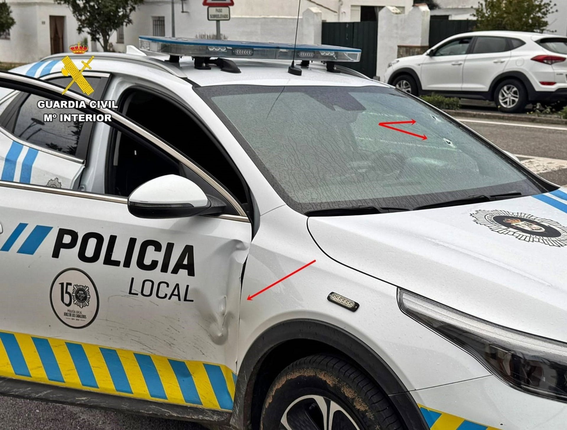 Prisión provincial para el detenido por disparar a un agente de la Policía Local de Jerez de los Caballeros en Brovales Prisión provincial para el detenido por disparar a un agente de la Policía Local de Jerez de los Caballeros en Brovales