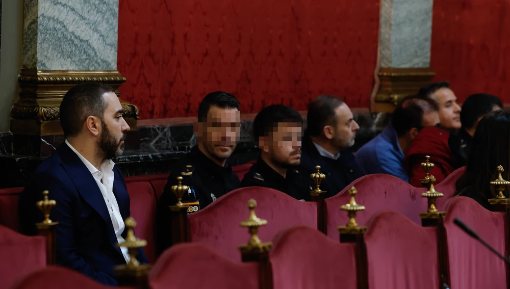 El exministro Jose Luis Ábalos, ex asesor Koldo García y el empresario Víctor de Aldama durante la audiencia preliminar en el Tribunal Supremo El exministro Jose Luis Ábalos, ex asesor Koldo García y el empresario Víctor de Aldama durante la audiencia preliminar en el Tribunal Supremo