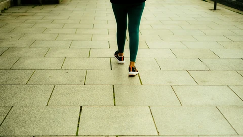 Una persona haciendo ejercicio.