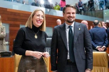 PP y Vox polemizan en Redes Sociales alejando el regreso de las negociaciones, el PSOE rechaza de plano una abstención PP y Vox polemizan en Redes Sociales alejando el regreso de las negociaciones, el PSOE rechaza de plano una abstención