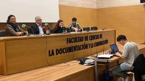 La UEx celebra el Día Mundial de la Radio con una jornada que conecta formación, cultura e inclusión social La UEx celebra el Día Mundial de la Radio con una jornada que conecta formación, cultura e inclusión social