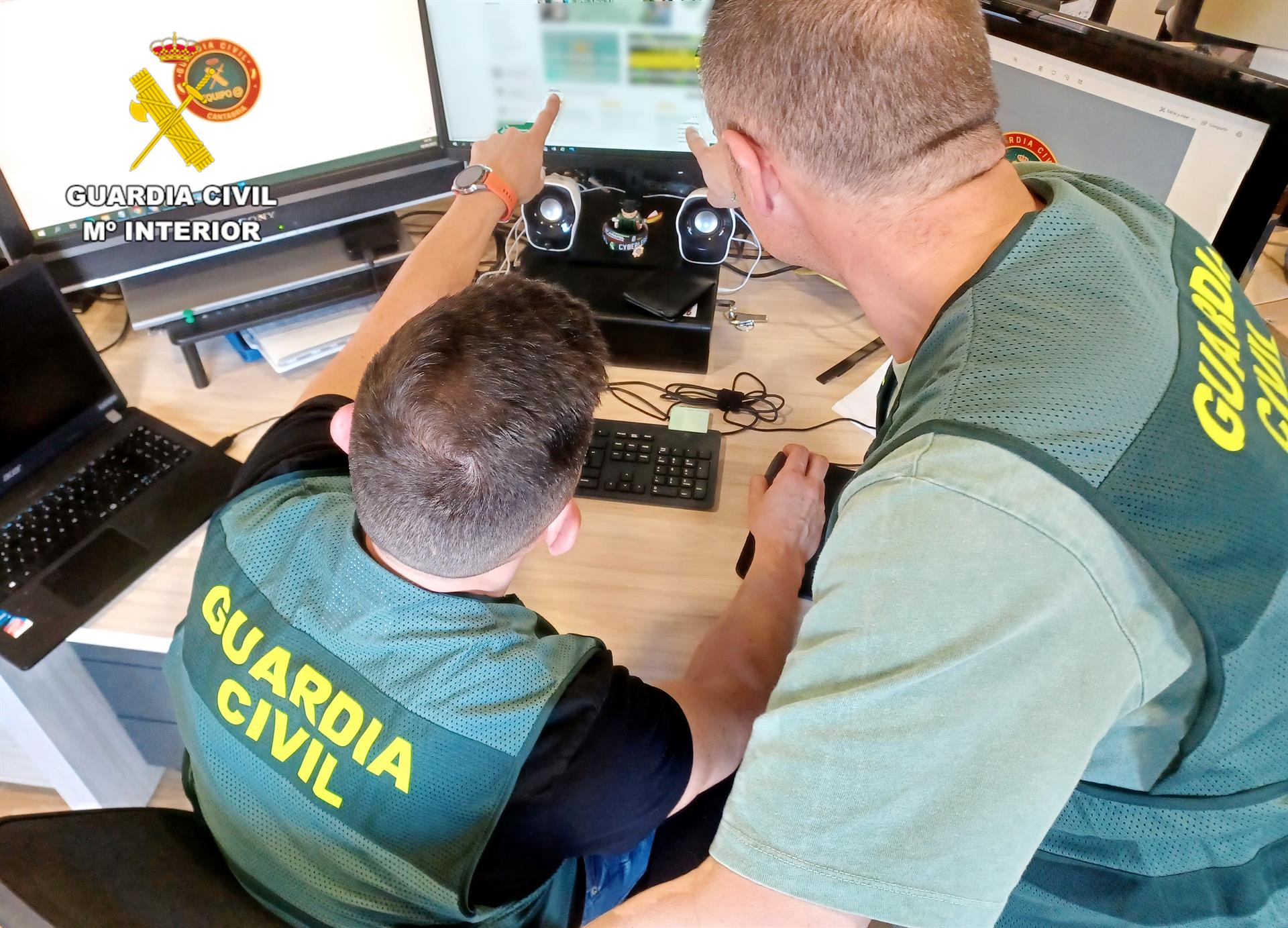 29 detenidos en Madrid por ciberestafas en Cantabria por más de 200.000 euros 29 detenidos en Madrid por ciberestafas en Cantabria por más de 200.000 euros