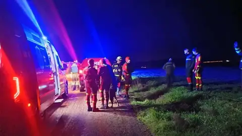 La UME rescata a un matrimonio mayor aislado en una aldea de Fuente el Fresno La UME rescata a un matrimonio mayor aislado en una aldea de Fuente el Fresno